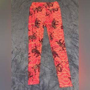 LuLaRoe (Onesize) Valentine’s day Cupid Leggings
